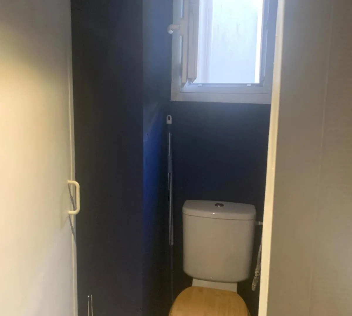 Apartment Entire Studio - Arena La Chapelle Paris France